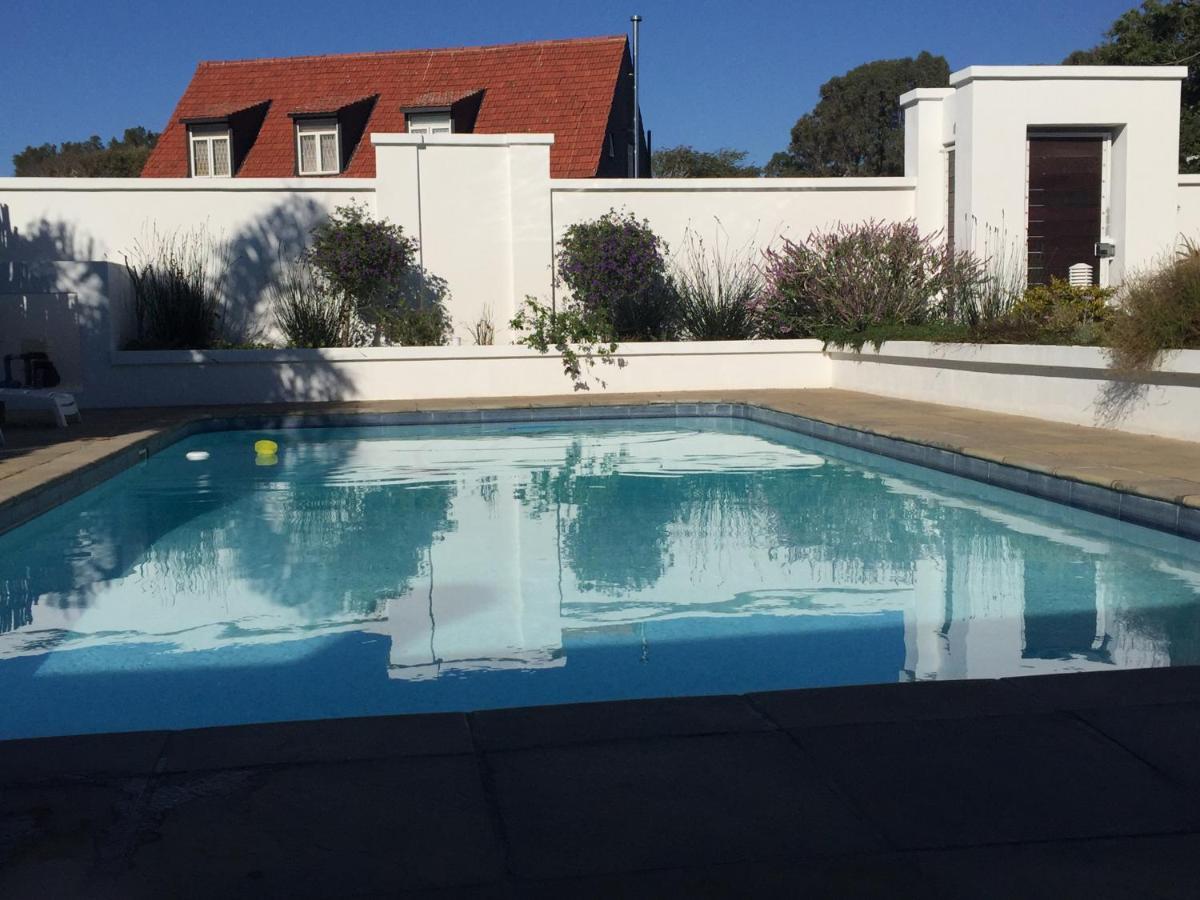 The Blue Lotus Guest House Πορτ Ελίζαμπεθ Εξωτερικό φωτογραφία
